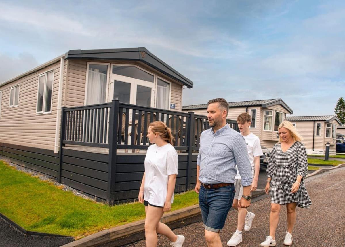 Ben Nevis Holiday Park Banavie Exteriör bild